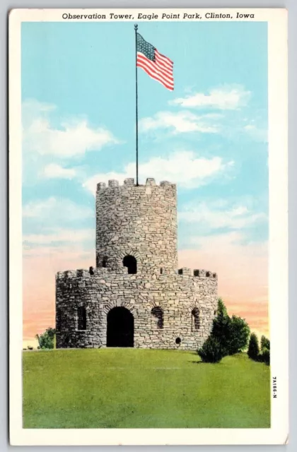 Postal Torre de Observación Eagle Point Park Clinton Iowa Castillo con Bandera Americana