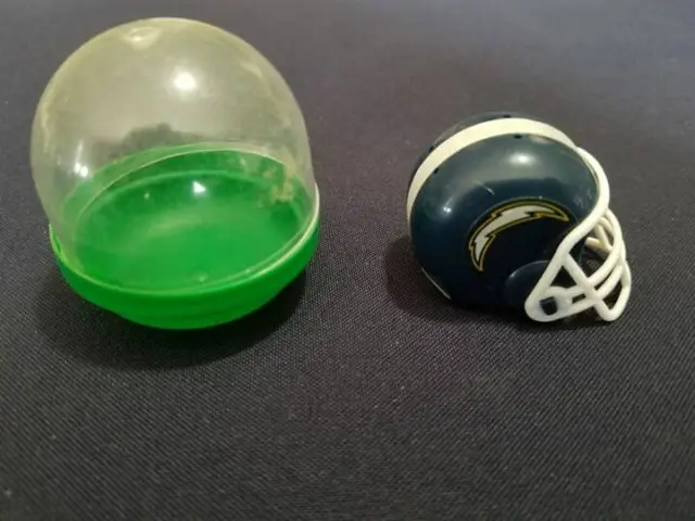 Vintage 1976-1996 OPI Gumball NFL Mini Helmet SAN DIEGO CHARGERS Plastic Capsule