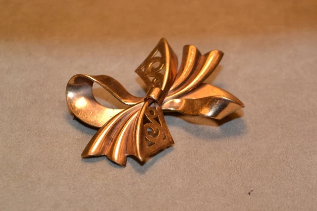 Broche Ancienne En Argent Sterling - Pièce Vintage à Collectionner Ou à Porter Pour Un Style Romantique