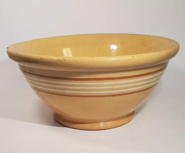 Scarce 12-inch American Antique Yellow Ware 5 Banded Bowl Mocha White Bands