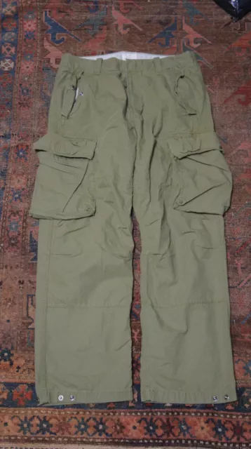 GAP Khakis Loose Fit Cargo Pants Size 34 x 30 Green Multiple Pockets 100% Cotton