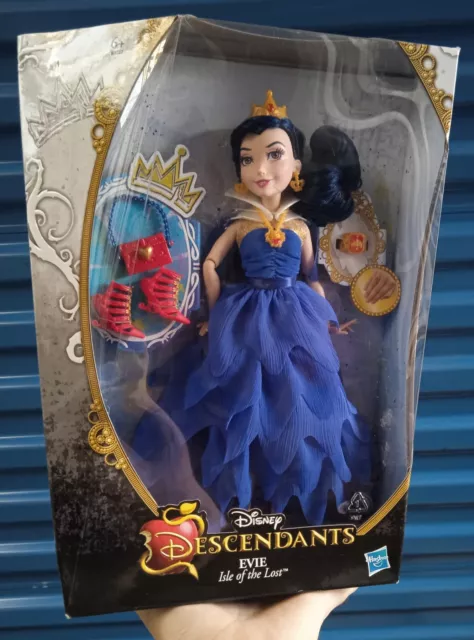 Disney Descendants Coronation Evie Isle of the Lost 11" doll Hasbro 2015 New