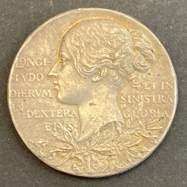 Queen Victoria Diamond Jubilee, Silver Medallion , Royal Mint Issue