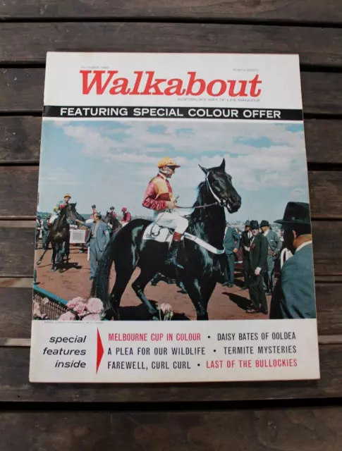 Walkabout Magazine MELBOURNE CUP In Colour 1966 Australia Horse Race Vintage Ads