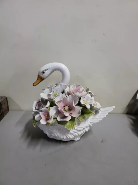 Vintage Mid Century LARGE Capodimonte Swan Statue w/ Roses Flowers Made In Italy