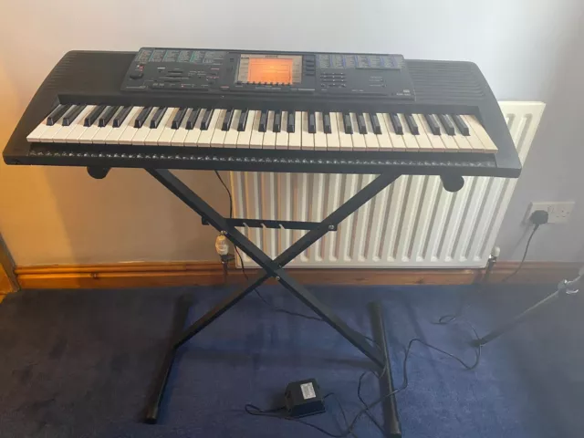 Yamaha PSR  330 Keyboard