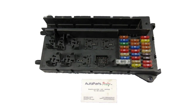 Feu Arrière Gauche Pour Mercedes Sprinter W906 Avec Porte-lampe - Compatible Réf. 9068200164 - Neuf D'origine