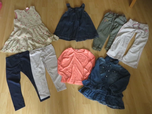 GIRLS 3-4 YEARS CLOTHES BUNDLE,dresses, leggings,top,tunic, trousers