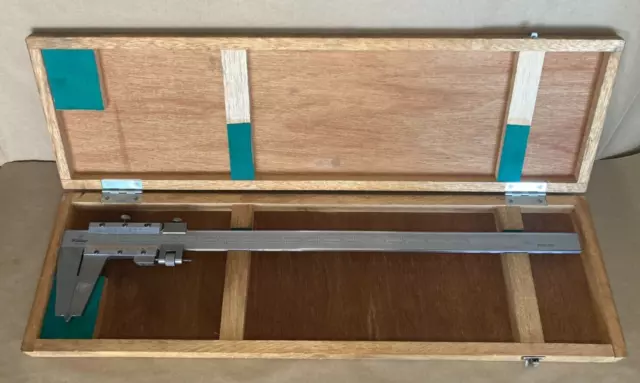 MITUTOYO 18" Vernier Calipers. 160-116A. With Wood Case. Made in Japan