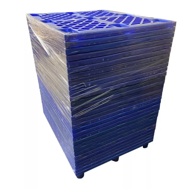 iSonic Nestable Plastic Pallets 30-pack, 40"x48"x5.5" (actual 1000x1200x140 mm)