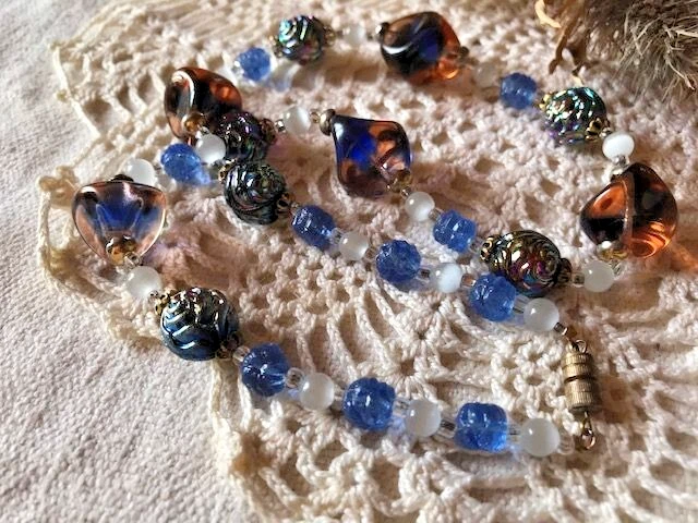 Collier Vintage En Cristal De Bohème Irisé - Années 1950 - Longueur Mi-longue - Occasion