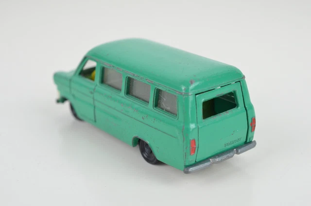 Camion Ford Taunus Transit V251 – SIKU Vintage Allemagne