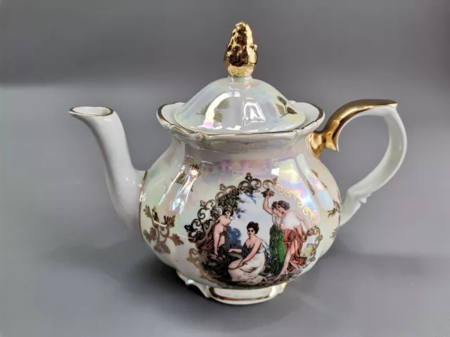 GDR Kahla Porzellan Kanne mit Deckel Goldrand Motiv Kaffee Tee H= 15,5 cm
