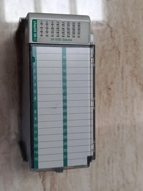 Allen Bradley 1769-OB32  OUTPUT Module