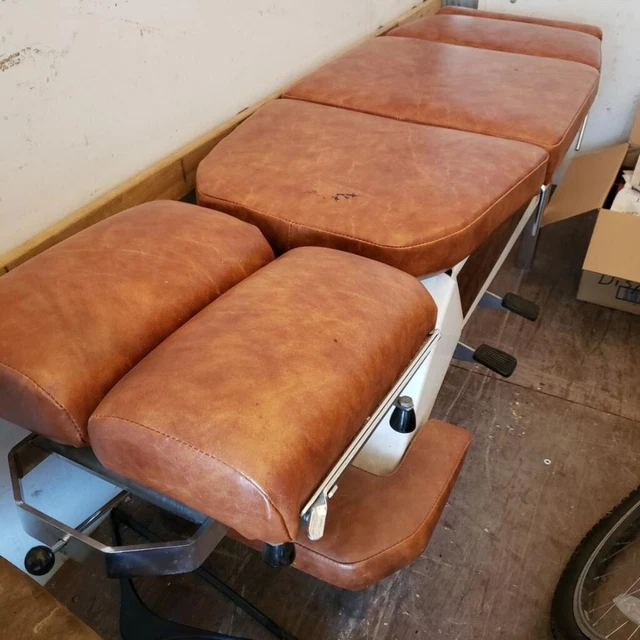 chiropractic table