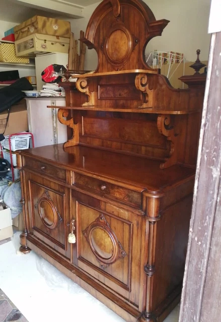 Antica piattaia credenza doppio corpo in noce Umbertina 1880