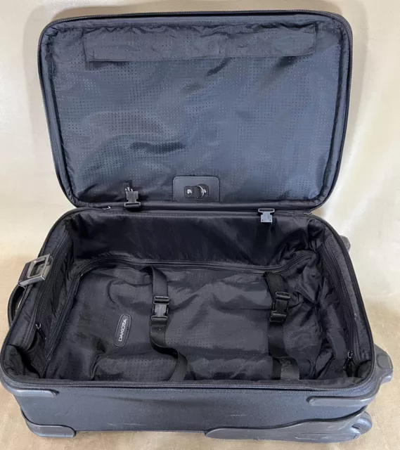 Preowned DAKOTA by Tumi Black Luggage 20" Upright Wheeled Suitcase 9