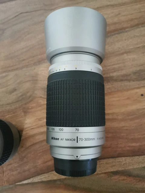 Nikon AF NIKKOR 28-80mm F3.5/5.8 + Objectif NIKON Af NIKKOR 70-300mm f4/5.6 2