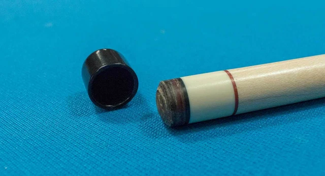 BILMAG Queue-Klebeleder Magister – 9 Schichten Schweineleder, Soft & Medium, 13–14 Mm, Handgefertigt In Japan – Mit Farbmarkierung Für Wechselzeitpunkt