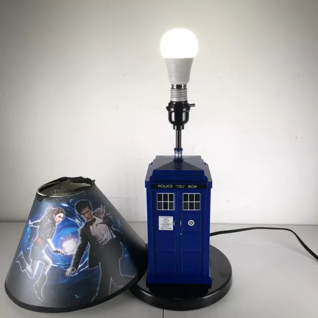 Doctor Who 3D Tardis Light Lamp w/ Working Sounds and Lights Rabbit Tanaka 2009
