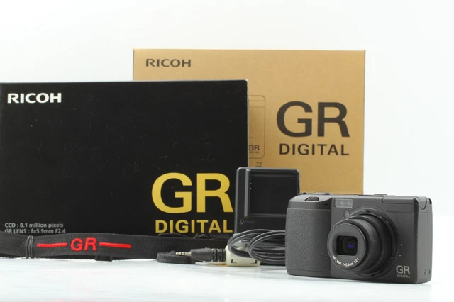 (NEAR MINT / Box) RICOH GR 8.1MP DIGITAL Compact Camera Black From JAPAN