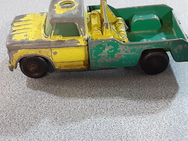 1965 Matchbox  Dodge Wreck Truck Vintage Yellow Diecast Pre-Owned AC