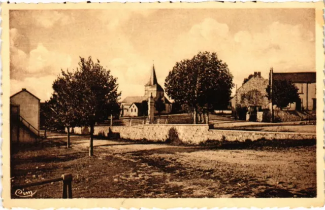 CPA St.Maurice de Pionsat Place du Marche FRANCE (1289077)