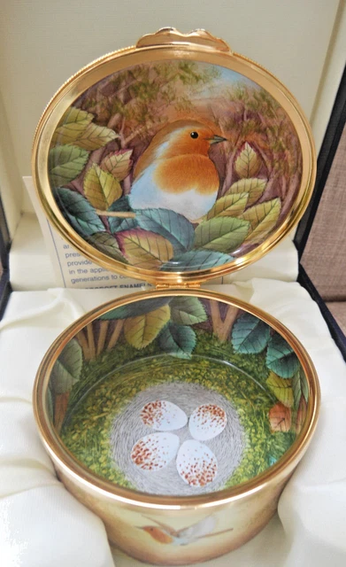 MOORCROFT エナメルピルボックス M.Graves MOORCROFT エナメルピルボックス M.Graves