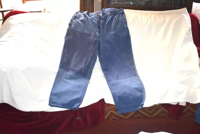 Vêtement ancien:Pantalon de travail coton bleu rapiécé ceinture dos"Unic"