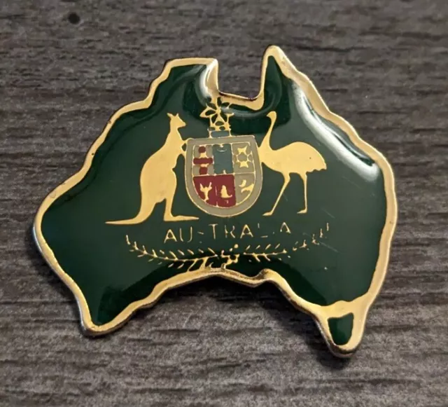 Green Australia Kangaroo And Emu With Country Seal Vintage Travel/Souvenir Lapel