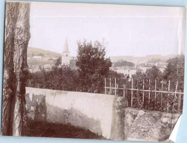 France, Meurthe-et-Moselle, Lay-Saint-Christophe, village entrance vintage prince