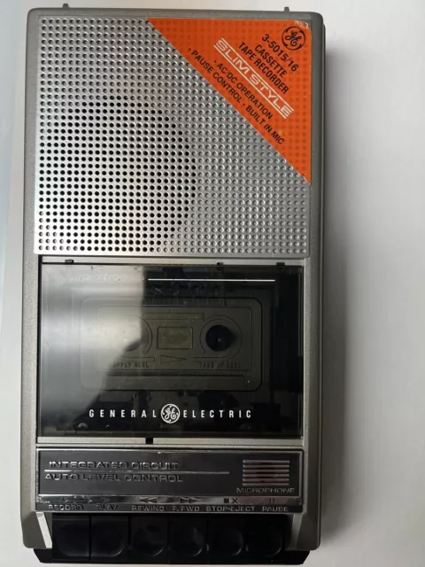 VINTAGE GE GENERAL ELECTRIC Portable Cassette Tape Recorder Player Model 3-5016D
