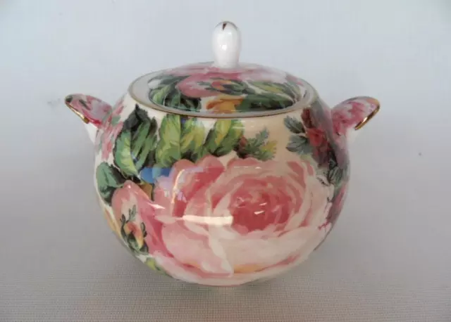 Maxwell & Williams fine bone china Rambling Rose floral lidded sugar bowl