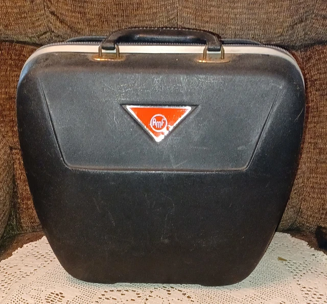 VINTAGE BOWLING BALL bag AMF hard shell clam case Very Sturdy 35.00