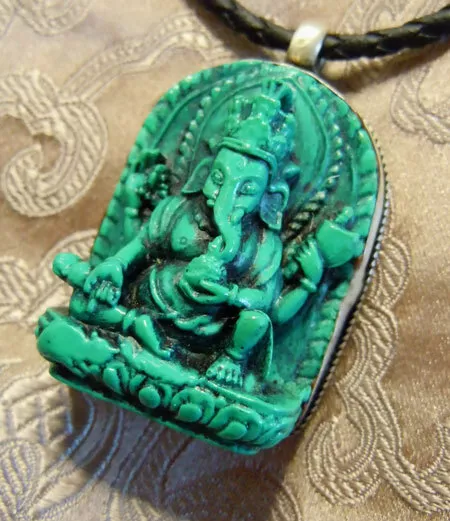 Schönes BUDDHA AMULETT Ganesha TÜRKIS aus Nepal