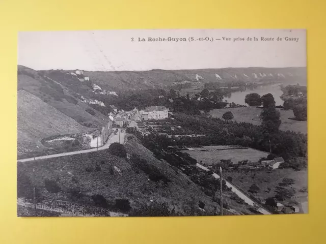 CPA 95 - LA ROCHE GUYON Vue prise de la ROUTE de GASNY