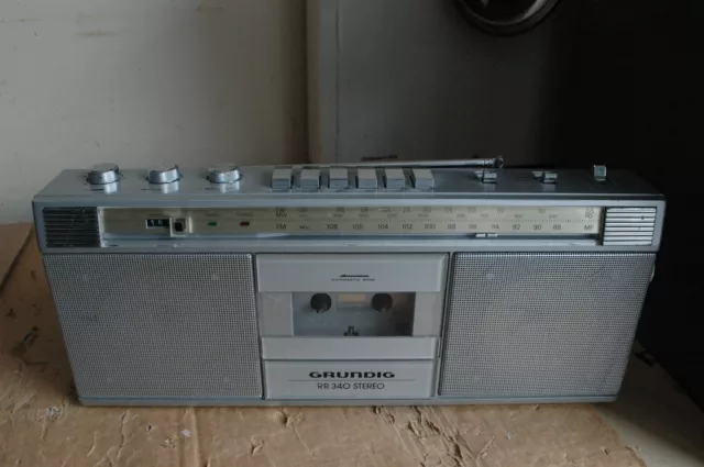 Grundig Rr 340 Stereo Radio Cassette Player