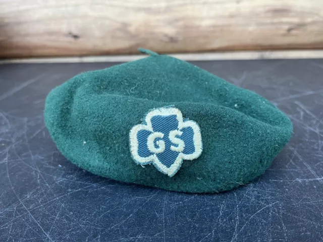 Vintage 1940s Green Wool GIRL SCOUTS BERET Uniform Hat Sewn Patch USA Youth Size