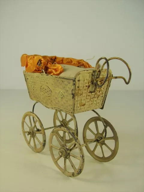 Antiker Blech Puppenstuben Kinderwagen um 1900 3