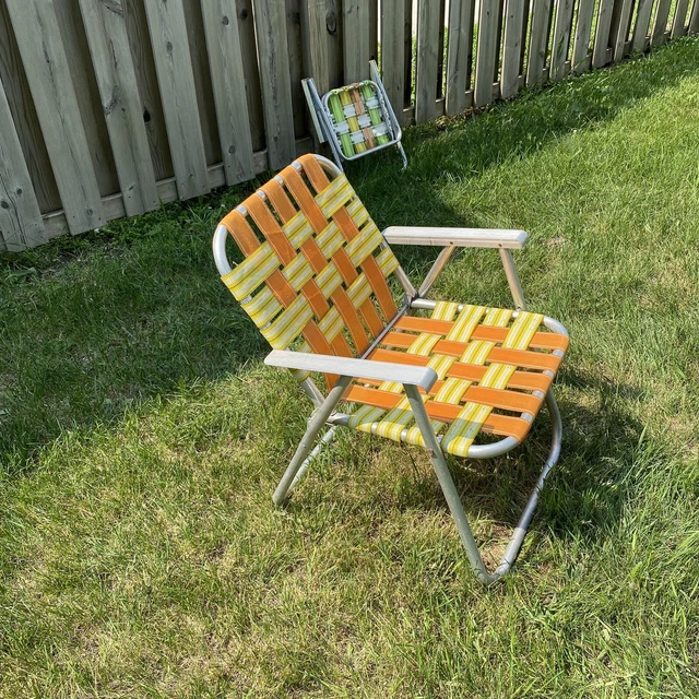 VINTAGE ALUMINUM FOLDING Lawn Chair Arm Rest Beach Webbing Orange