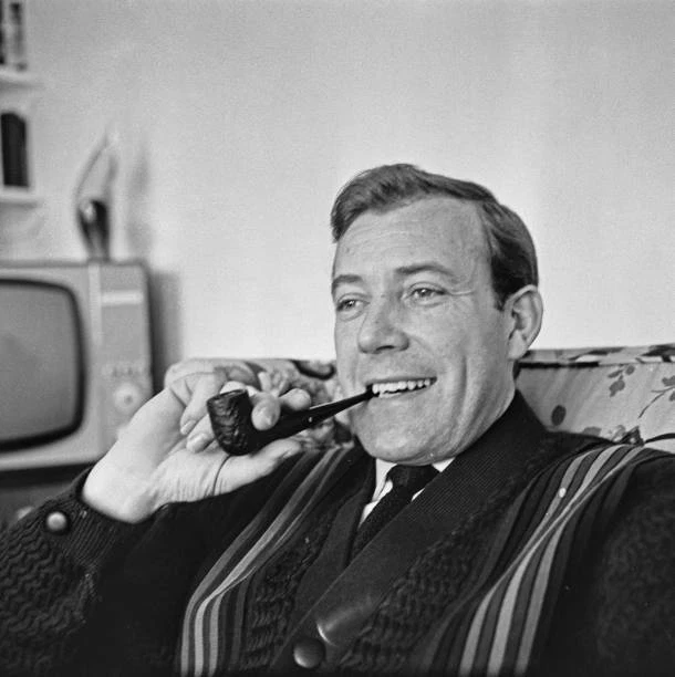 Irish pop singer Val Doonican UK 20th March 1965 OLD PHOTO