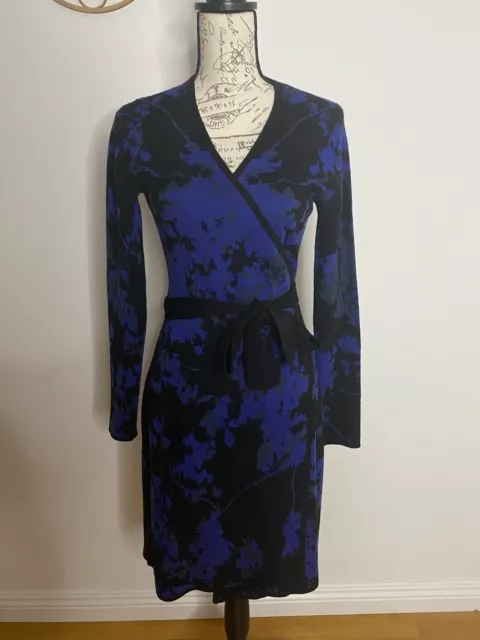 Diane Von Furstenberg DVF Blue/Black Leandra Wool Sweater Wrap Dress Size Small