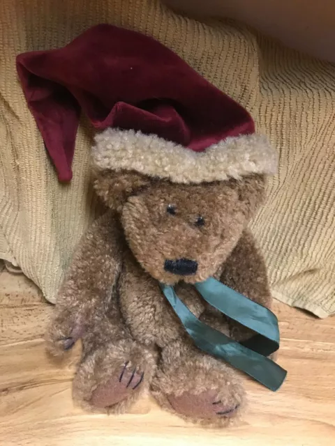 Vintage Boyds Bear 1985-1997 Christmas Bear Brown Hat Green Ribbon #1364
