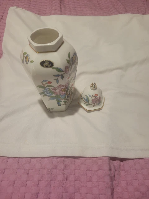 Ginger Jar Vase or Vessel by Aynsley Pembroke Pattern 7" Fine English Bone China