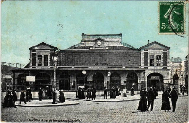 CPA AK PARIS 12th Gare de VINENNES (575936)