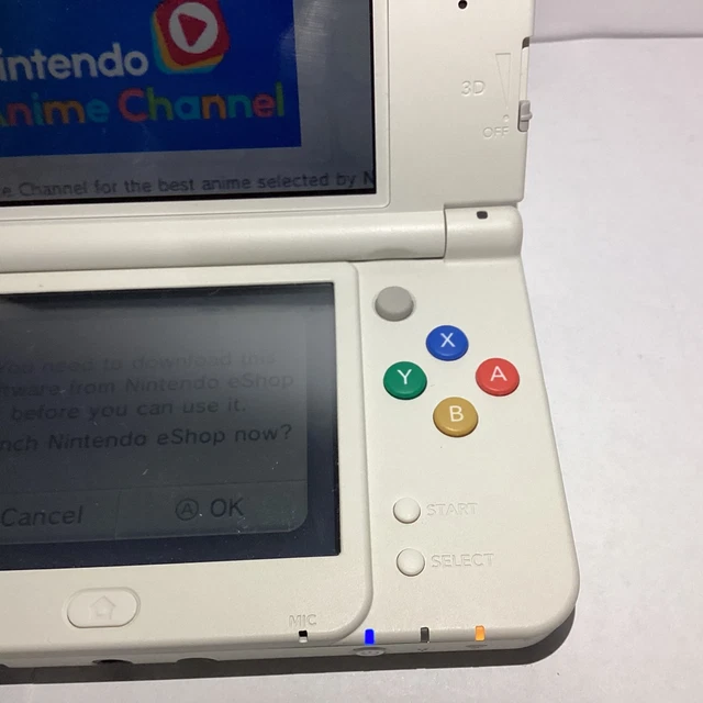 NINTENDO 3DS SUPER Mario 3D Land White Edition W/Nintendo DS Headset