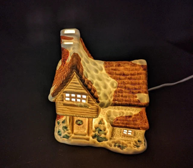 LIGHTED PORCELAIN CHRISTMAS Village House Cottage, Includes Light and