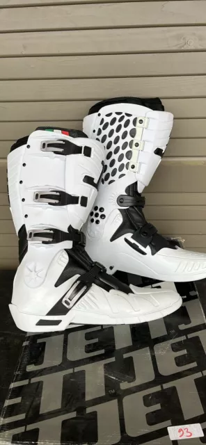 Bottes de motocross neuve Pointure 41