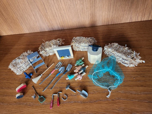 Breyer Lot of Vintage Accessories for Stable Grooming step ladder hoof pick