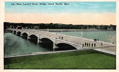 Grand Rapids Michigan MI West Leonard Street Bridge Vintage Postcard